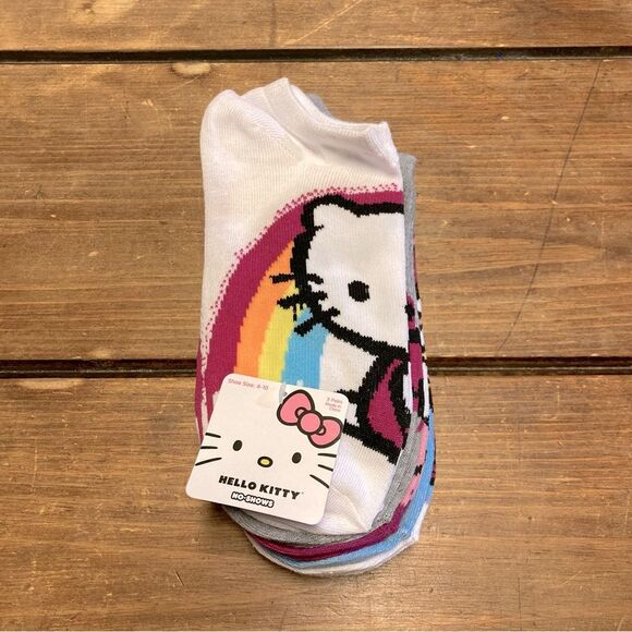 Hello Kitty 5 Pairs No Show Socks Retro Artsy Rainbow Kawaii NWT - Picture 1 of 10